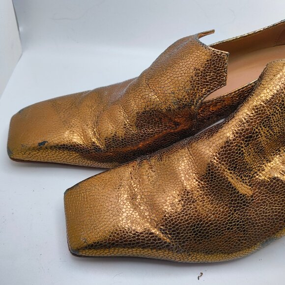 Fluevog, Super Fine Cardinal, Gold size 9 - Picture 9 of 12